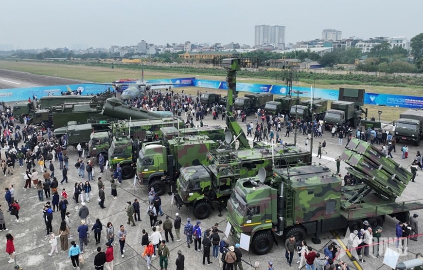 Triển lãm tôn vinh thành tựu phát triển kinh tế - xã hội của đất nước